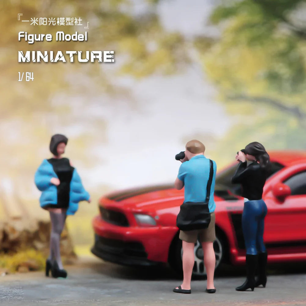 Painted Miniatures 1/64 Scale Beauty Handsome Boy Policeman Girls Male Female Scene Figure Model For Car Vehicles Decorate