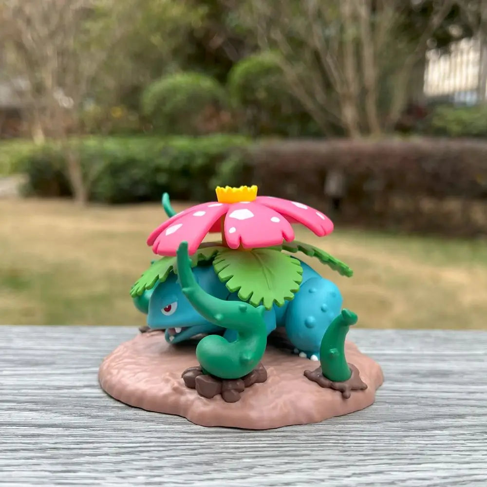 Original Pokemon Venusaur Dragonite Lapras Blastoise Charizard Arcanine Anime Figures PVC Toys Kawaii