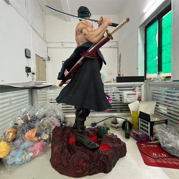 One Piece Anime Large 50cm Five-Headed Eagle Carrying Knife Domineering Zoro Collectible Statue Model Figure Ornament Gifts