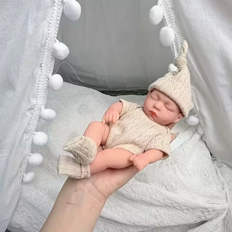 Mini 7.87 Inch Reborn Doll Sleeping Baby Doll 20cm Born Dolls Baby Toys Soft and Full Body Vinyl Doll For The Best Gift For Girl