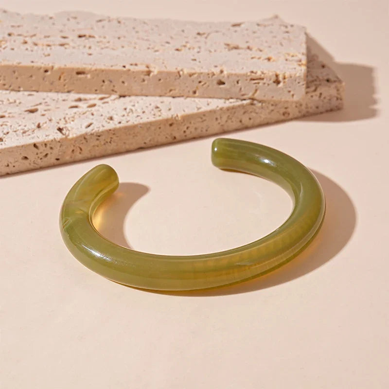 Fashion Unique Irregular Acrylic Cuff Bracelets for Women Simple Texture Multicolor Geometric Open Bangle Female Jewelry