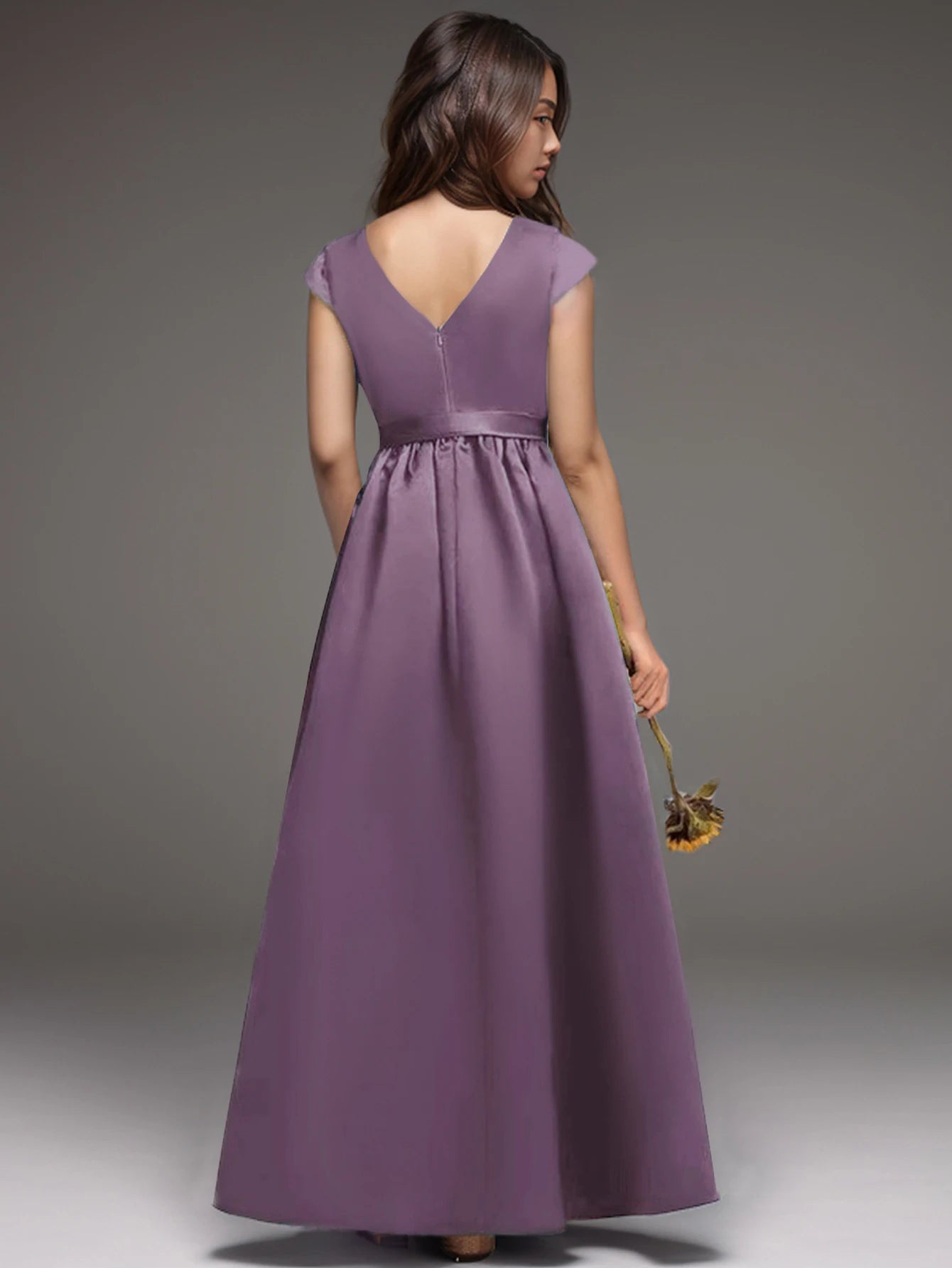 Teen Girl Purple Long Dress for Birthday Party Performance Featuring Elegant Evening Gown