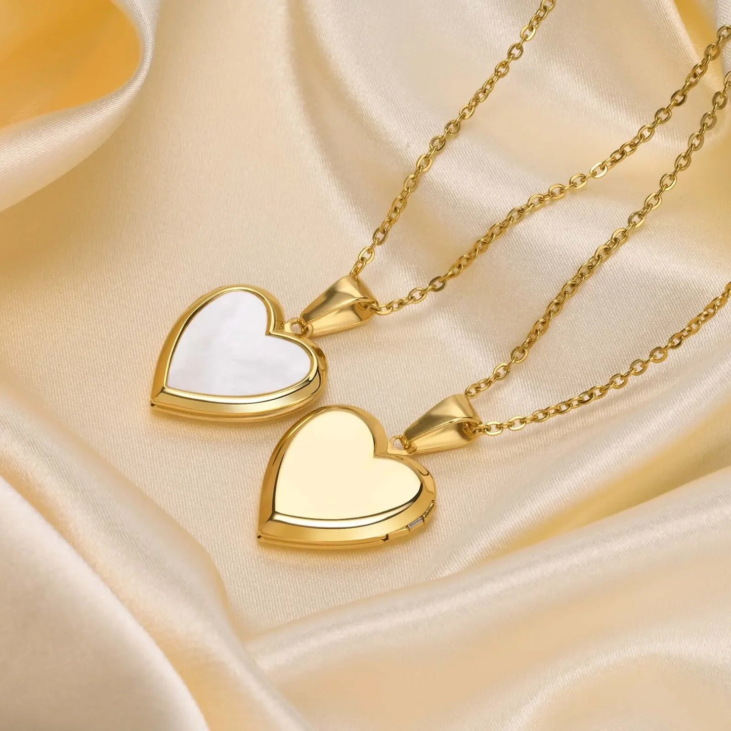 Vnox Women Locket Necklaces, Openable Heart Pendants, Stainless Steel Shell Photo Frame Necklace