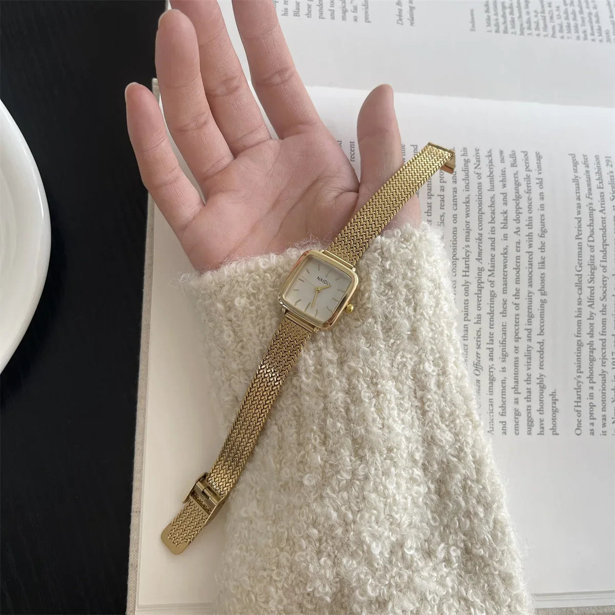 Brand Simple Quartz Watch for Women Retro Luxury Gift Ladies Watches Small Dial Adjustable Stainless Steel Strap Wristwatches