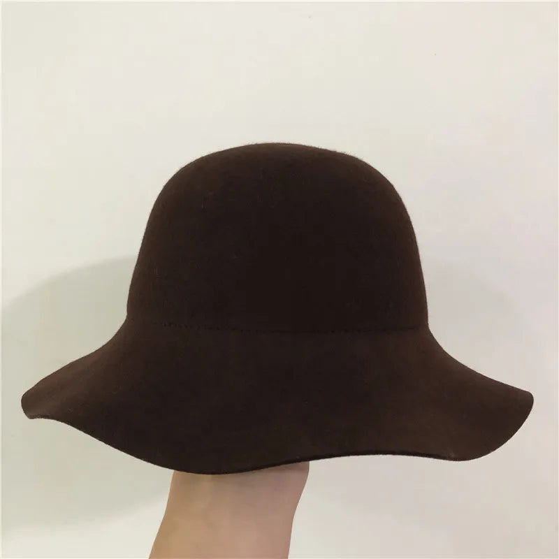 2025 NEW Fedora Hat Women's Autumn Wave Curled English Retro Versatile Fisherman Hat Fashion Hepburn Style Woolen Top Hat
