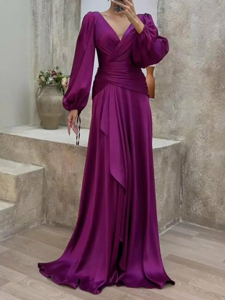 Formal attire Dresses: Female Fashion Solid Color Pleated Party Evening Dresses