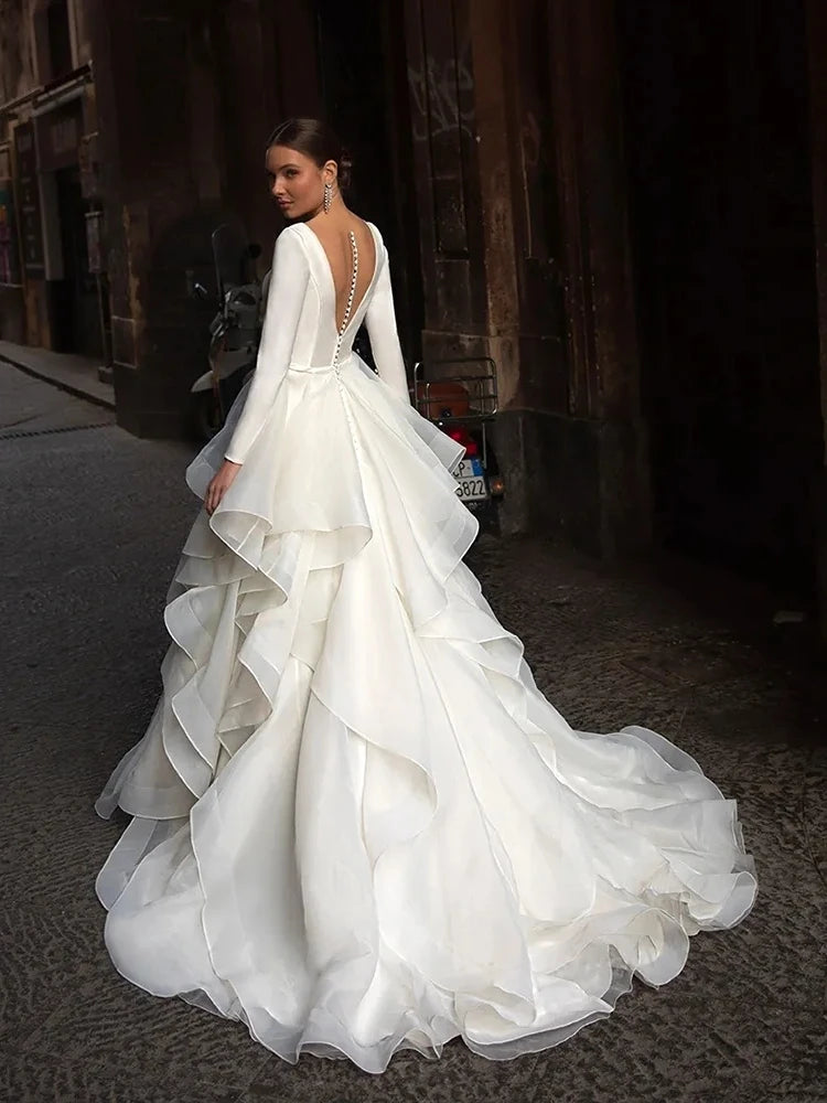 White Bridesmaid Dresses: Wedding Dresses V-Neck Backless Modern Bridal Robes