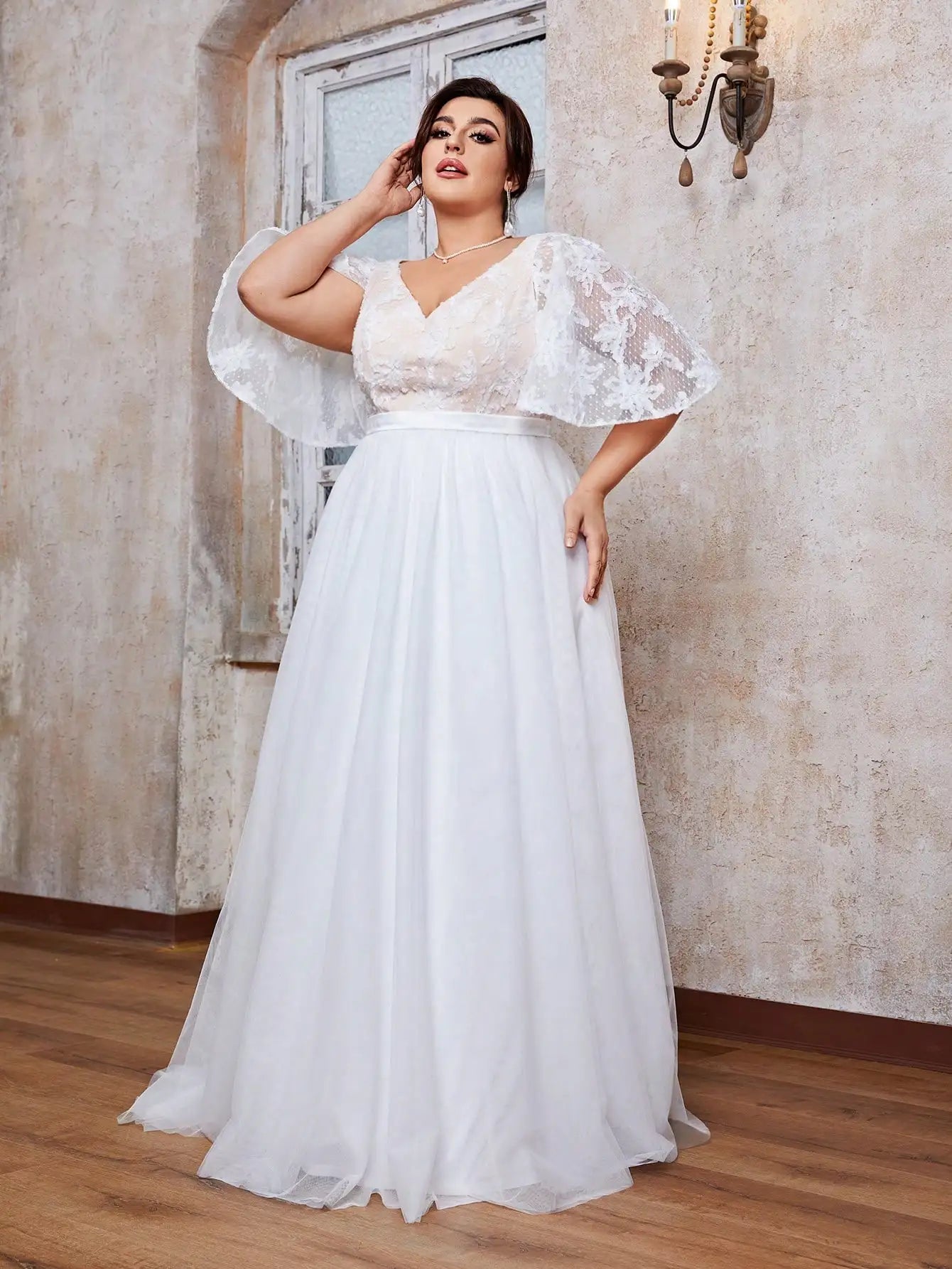 Mgiacy plus size V-neck lace color contrast sleeve splicing white mesh train big swing wedding dress Evening gown PROM dress