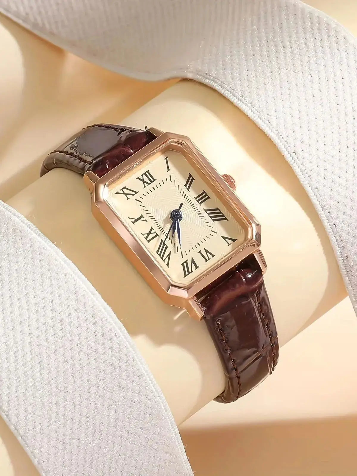 Casual Rectangle Pointer Quartz Watch Rome Fashion Analog Retro PU Leather Wrist Watch For Women Girls