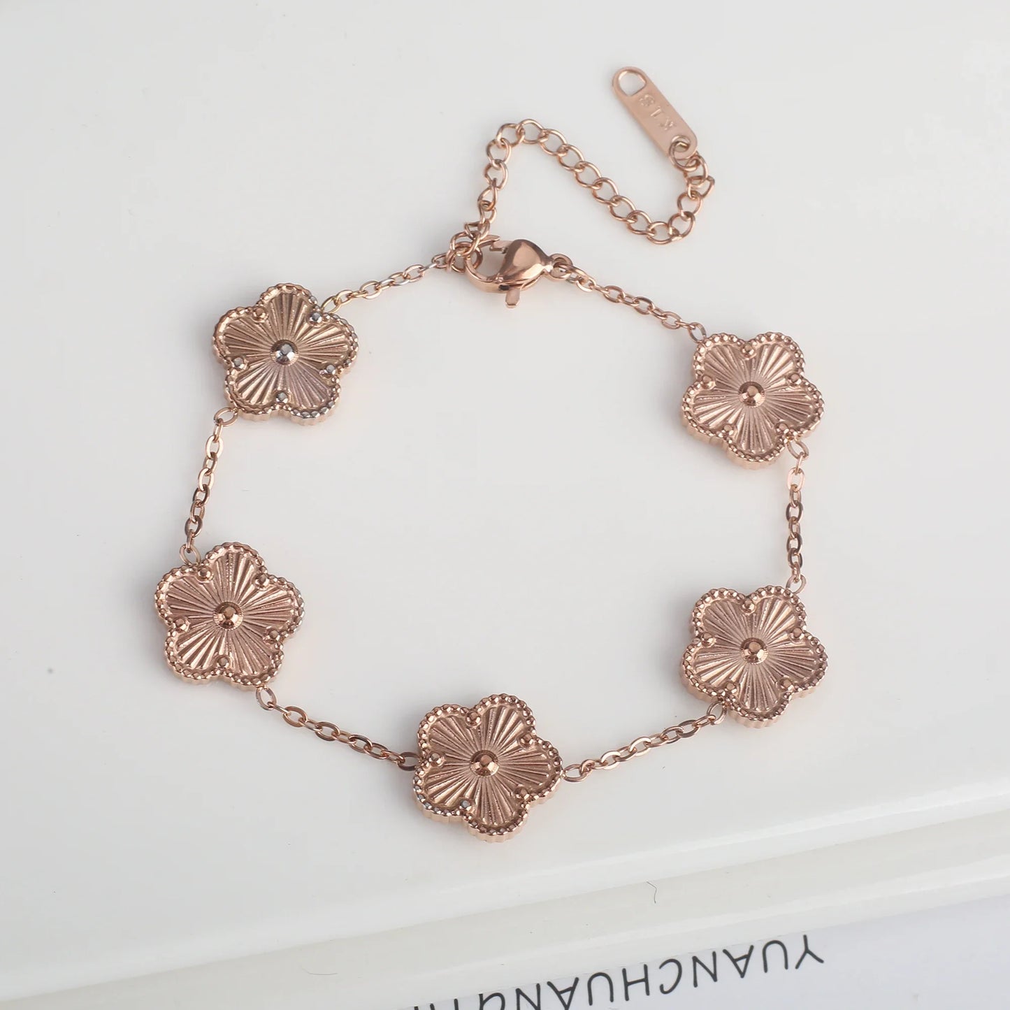 Hot Sale Stainless Steel Laser Five Leaf Flower Petal Adjustable Clover Bracelet Classic for Woman Girl Brand Jewelry Party Gift