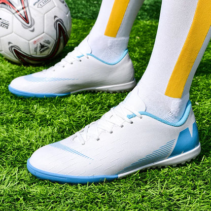 White Men's Football Boots Turf Sneakers Low-cut Soccer Shoes for Men Outdoor