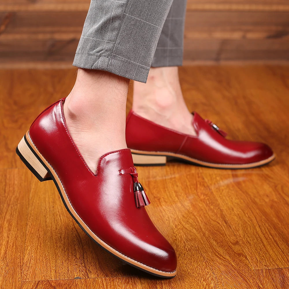 Men Dress Shoes Gentlemen British style Paty Leather Wedding Shoes Men Flats Leather Oxfords Formal Shoes Loafers Zapatos Hombre