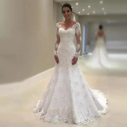 White Bridesmaid Dresses: Mermaid Wedding Dress M06 Long Sleeves for Bridal