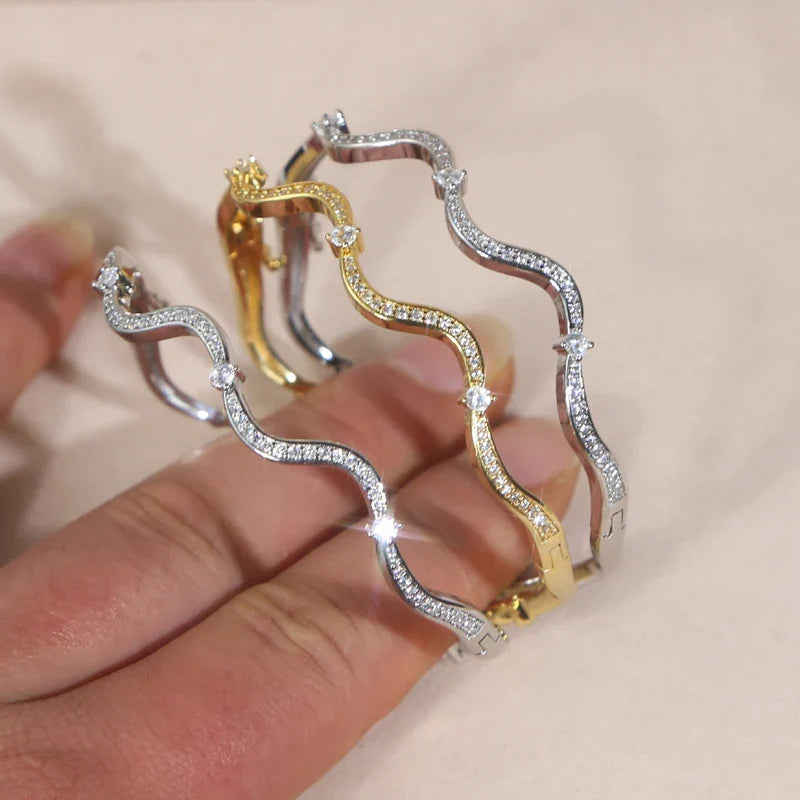 High Quality Fashion Women Jewelry Micro Paved 5A Cubic Zirconia CZ Wave Band Bangle Bracelet