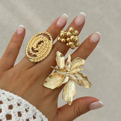 Ingemark Unique Exaggerated Large Petal Flower Rings for Women Vintage Geometric