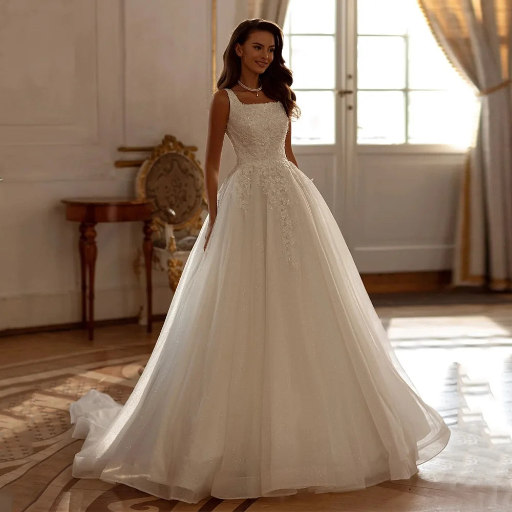 White Bridesmaid Dresses:: Bride Gown Square Neck Sleeveless Sequin Applique