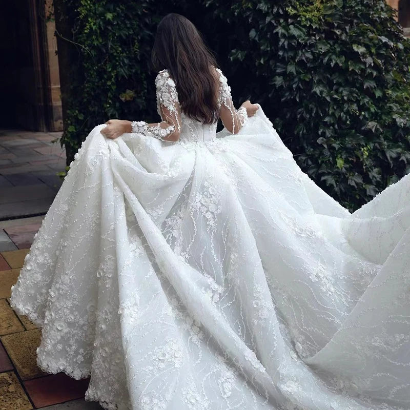 White Bridesmaid Dresses: Chiffon Princess Ball Gown O-neck Full Sleeve Elegant