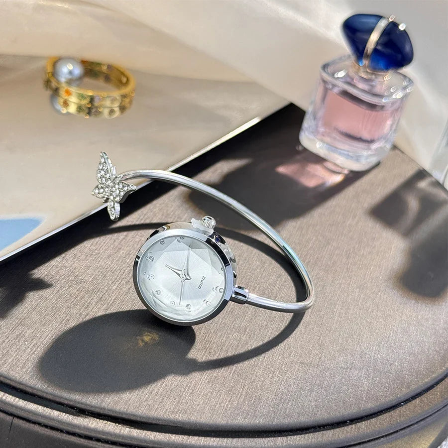 Romantic Butterfly Open Bracelet Luxury Fashion Ladies Quartz Watch Elegant Simple Wristwatch New Model Bestseller