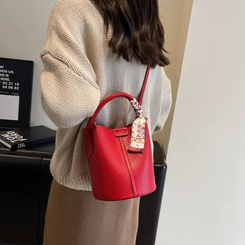 Simplicity High-end Women's Crossbody Bag PU Material Versatile Bucket Bag Fashion Handbag Commuting