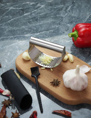 Multi-function Manual Garlic Press Curved Garlic Grinding Slicer Chopper Stainless Steel