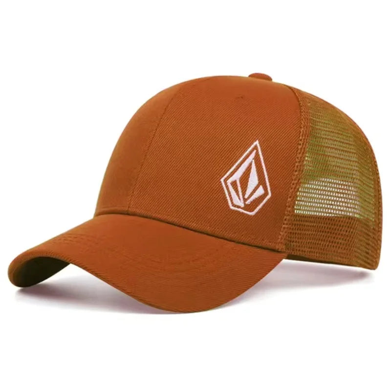 New Fashion Luxury Caps Man Hip hop Baseball Caps Man Woman Snapback Caps Outdoor Casual Sunscreen Hat Adjustable Trucker Hat