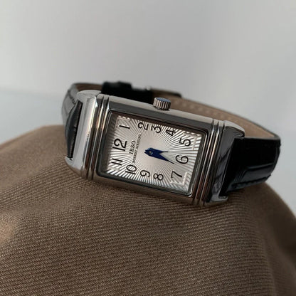 2025 Hot Sale Retro Niche Temperament Slide Design Leather Quartz Square Exquisite and Versatile Digital Watch 21mm