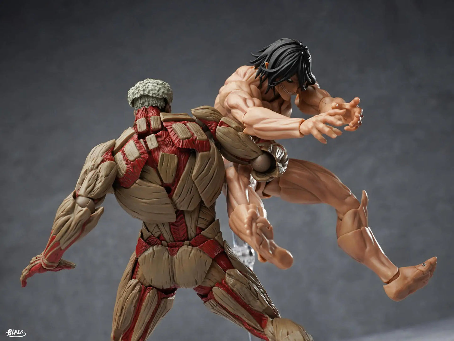 Attack on Titan Armored Titan Multi-Accessories 16cm Articulated Action Figure Model Statue Desktop Decoration Gift