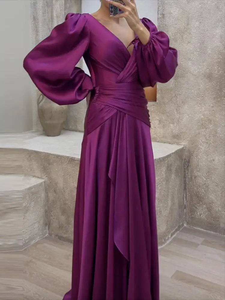 Formal attire Dresses: Female Fashion Solid Color Pleated Party Evening Dresses