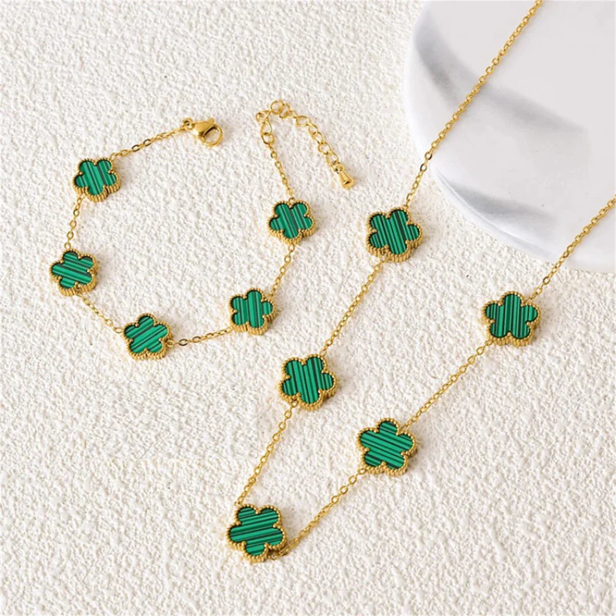 2/4Pcs 18K Gold Plated Five Leaf Flower Earring Necklace Bracelet Set for Women, Elegant Fashion Design Bracelet Jewelry Gifts