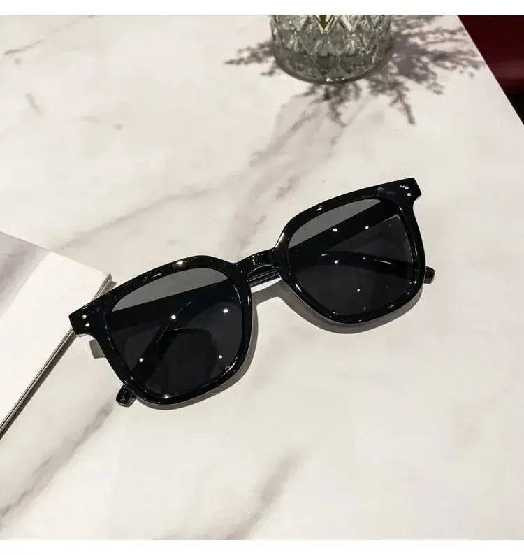 Men Sun Glasses Men Outdoors Fashion Sunglasses Resin  Anti-reflective Sunglasses for Women