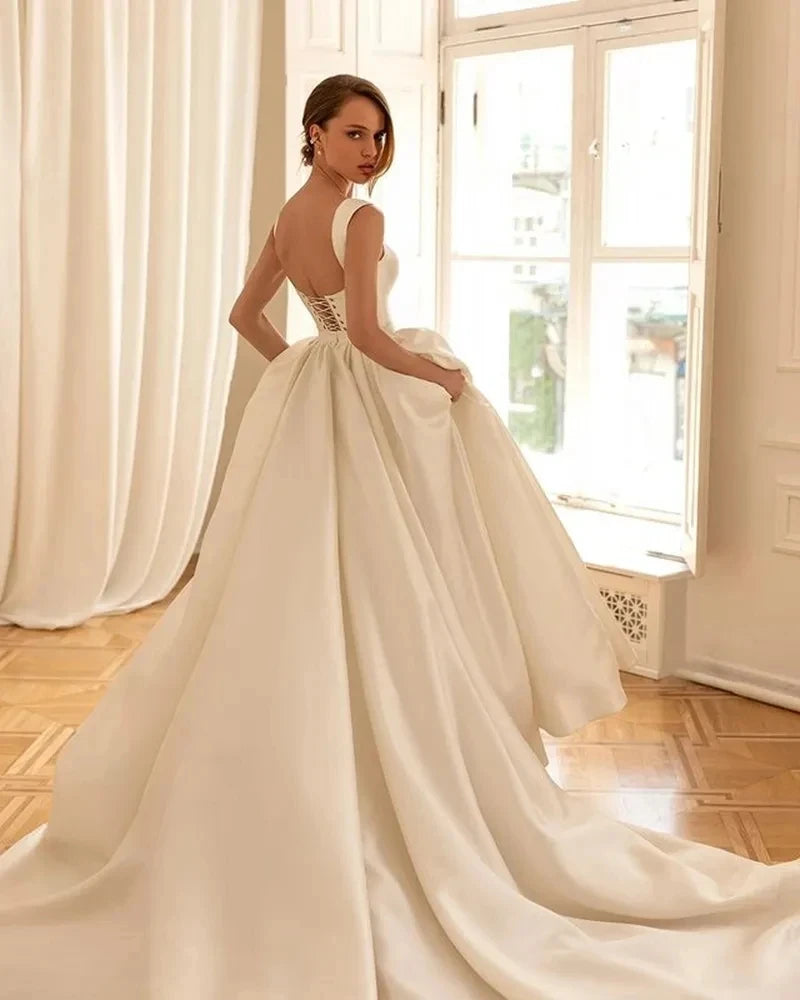 White Bridesmaid Dresses: Wedding Dresses With Detachable Coat Square Collar