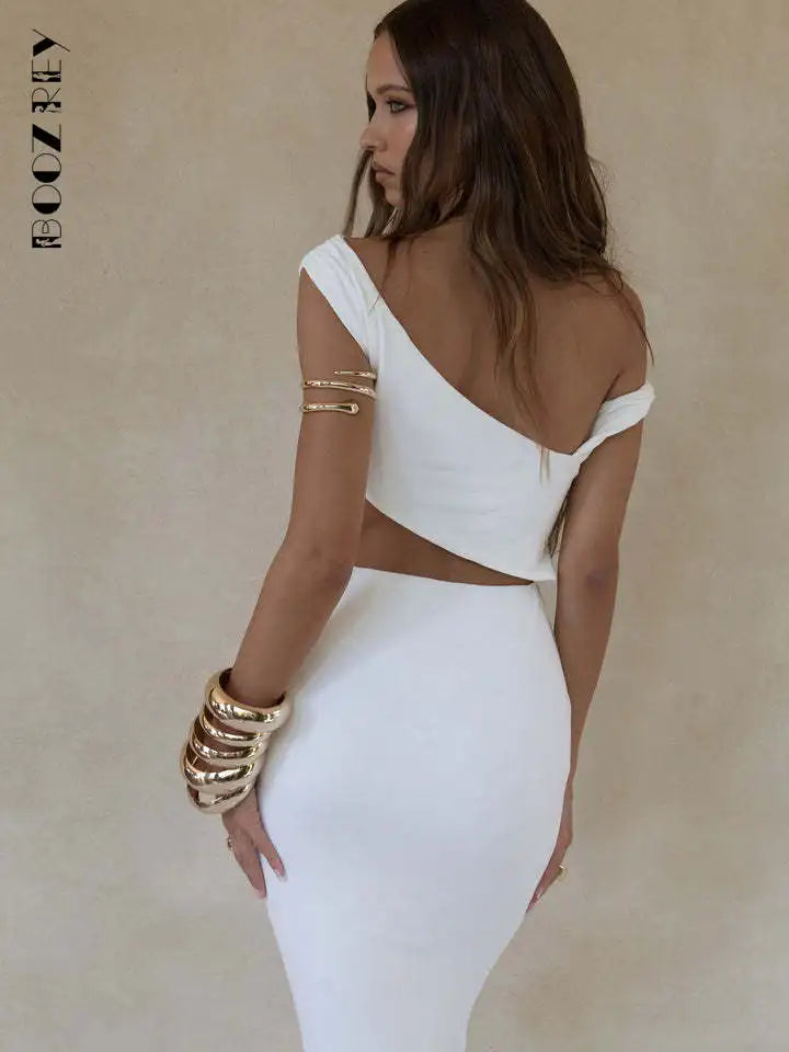 Formal attire Dresses: Elegant Diagonal Collar White Robe Long Dress