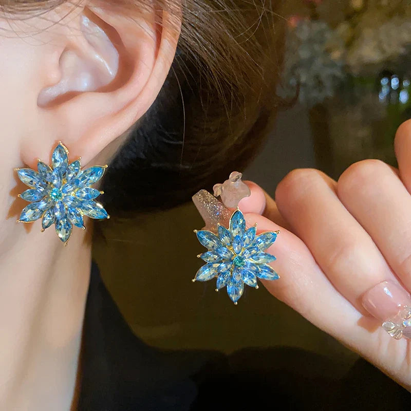 Rhinestone Flower Earrings for Women Korea Simple Sweet Stud Earrings Luxury High-grade Solid Color Charm Jewelry Girls Gift