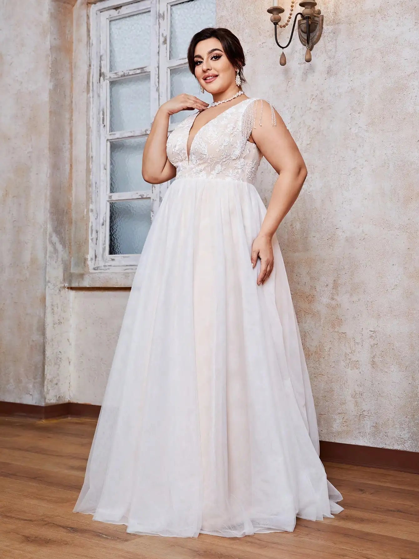 Mgiacy plus size V-neck embroidered lace Patchwork beaded chain fringe gauze wedding gown Full skirt Evening gown Ball dress
