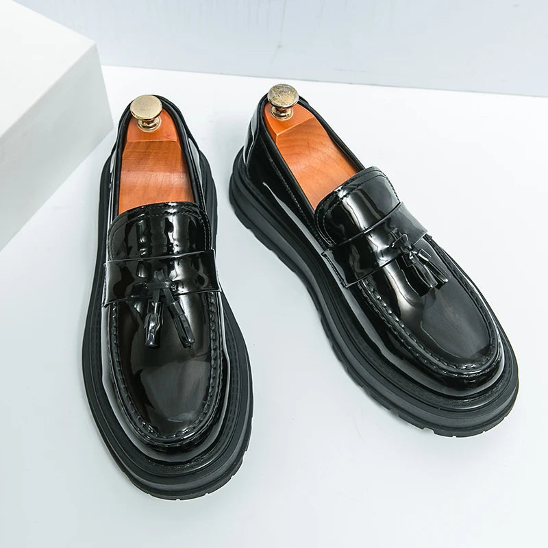 Green Slip-On Luxury Moccasins Men Casual Shoes Thick Bottom Tassel Formal Leather Shoes Men Luxury Patent Leather Dress Loafers