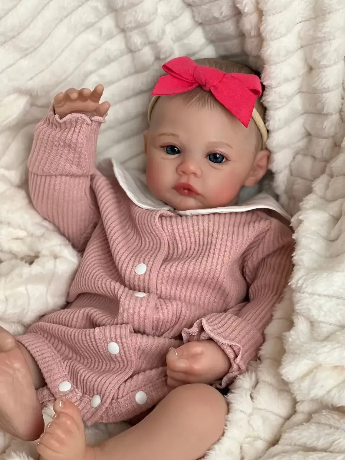 JOYORA'S LIFELIKE 49CM HUMANOID DOLL, MADE OF SOFT RUBBER AND FEATURING A FASHIONABLE CARTOON THEME  CUTE LUCY BABY