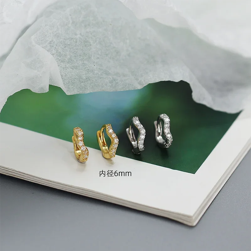 WANTME 925 Sterling Silver Fashion Statement Gold Wavy Geometry Huggies Hoop Earrings for Women Bohemian Jewelry Ear Buckle Gift