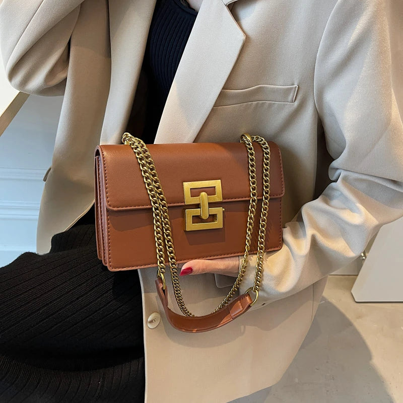 A Single Shoulder Bag, Made of High-end Polyurethane, Stylish Chain Design