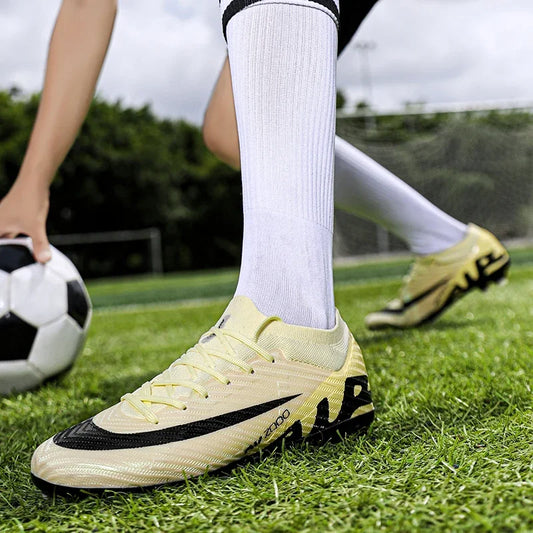 Sneakers Men Ultralight Soccer Shoes FG Football Boots Adult Futsal Sport