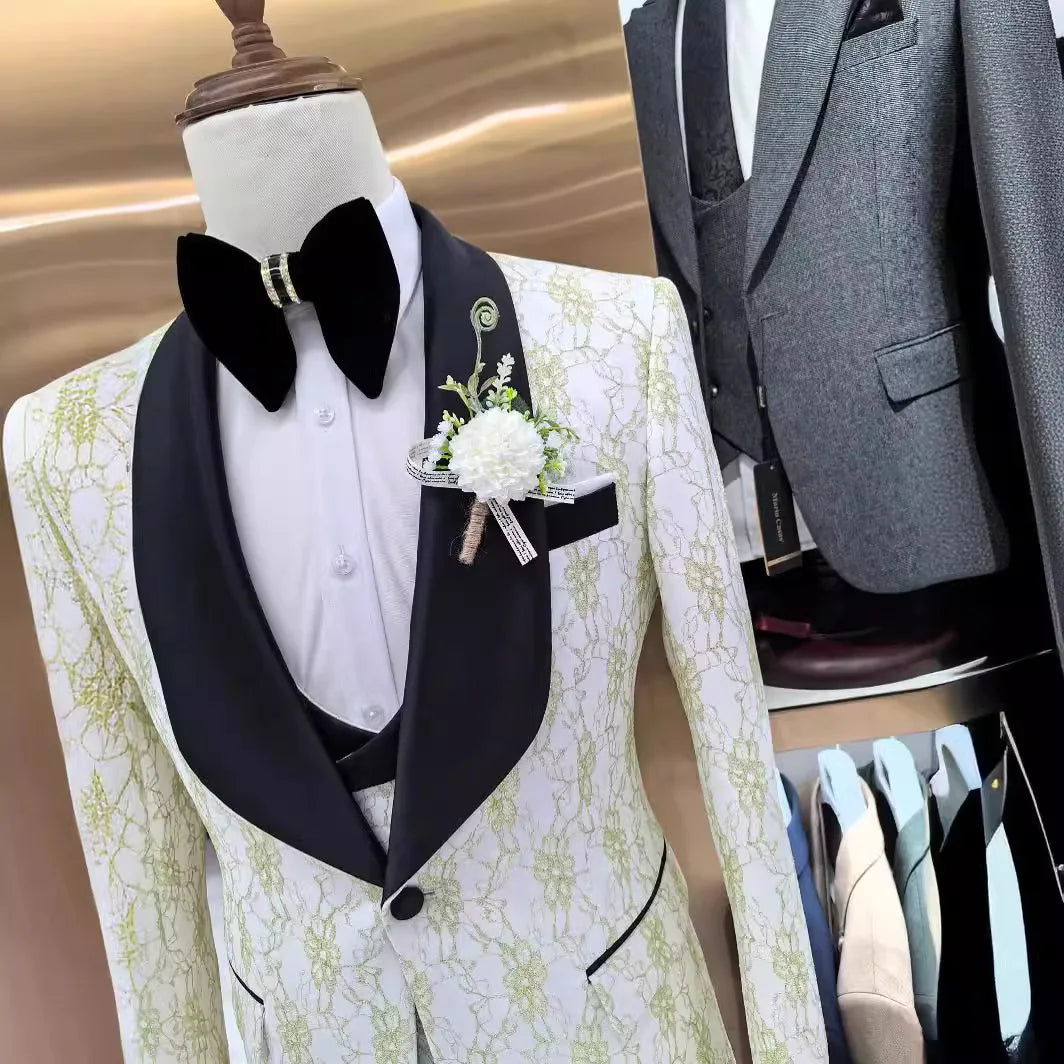 Tuxedo for Mens: Men's Lapel Collar 3 Piece Suit Set Coat Vest Trousers / Business