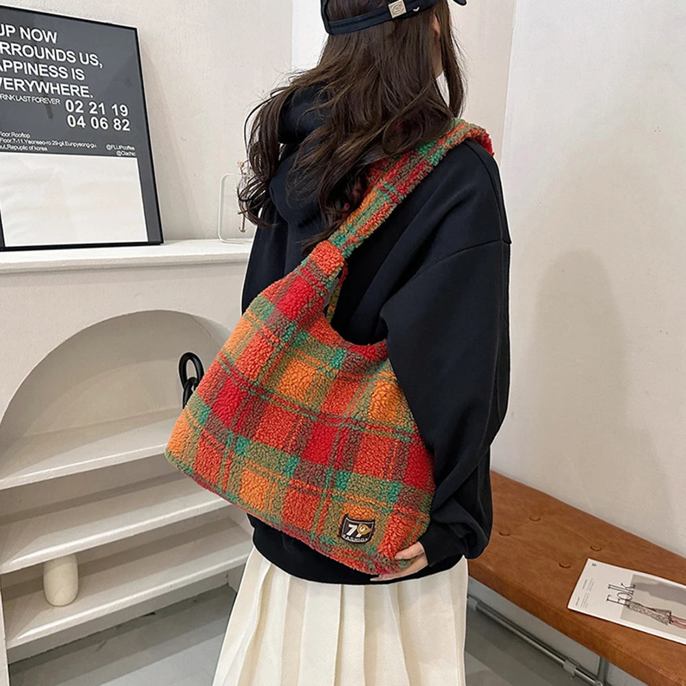 Women Lamb Wool Fluffy Handbag Large Capacity Plush Shoulder Bag Plaid
