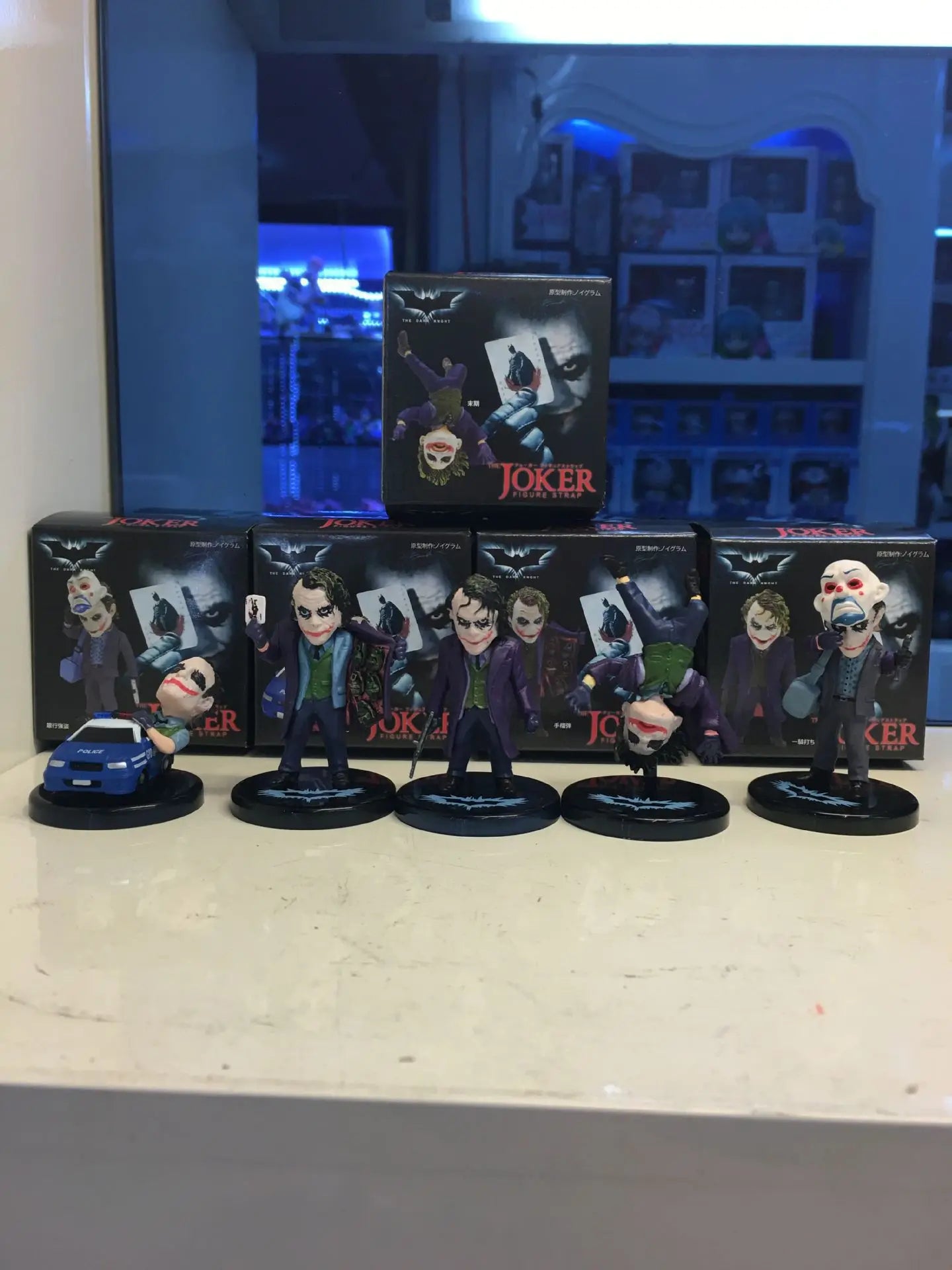 5pcs/set The Dark Knight Joker PVC Action Figure Collectible Model Toy 6~10cm