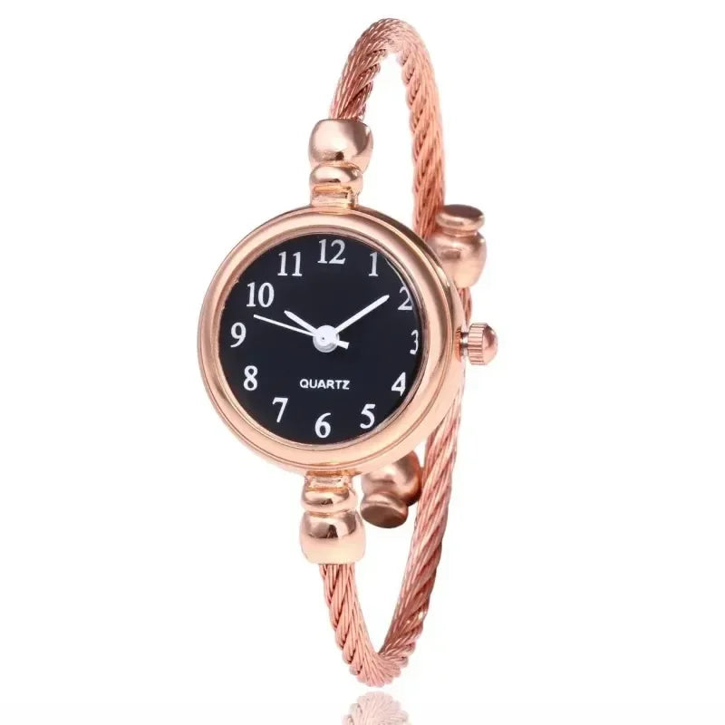 Fashion Women's Wristwatch Gold Bracelet Small Dial Elegant Watch New Cute Women Steel Bracelet Watch Quartz Wristwatch