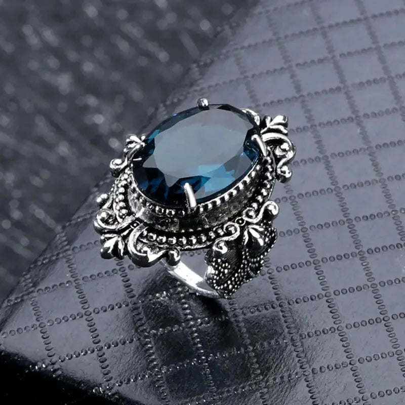 Pattern Vintage Women Rings with Oval Blue CZ Stone Retro Female Rings for Party