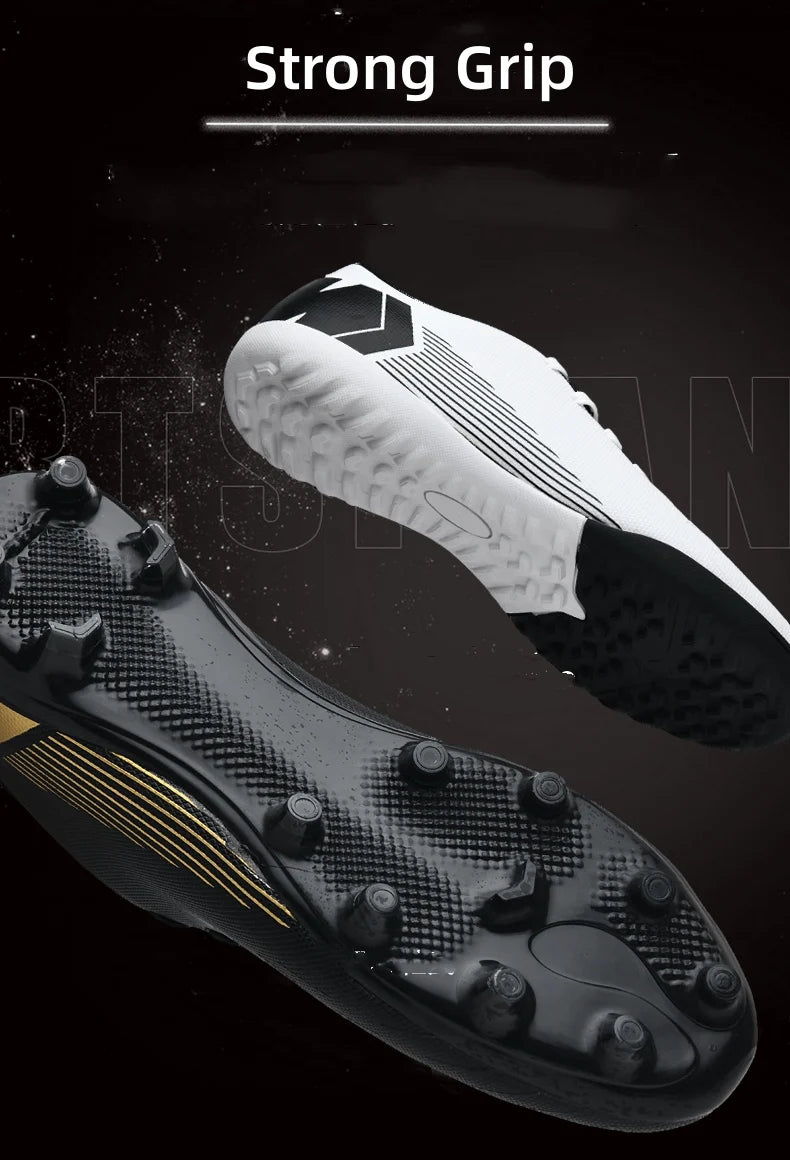 White Men's Football Boots Turf Sneakers Low-cut Soccer Shoes for Men Outdoor