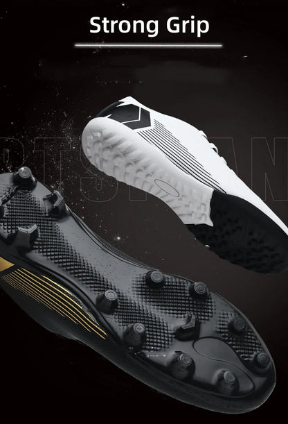 White Men's Football Boots Turf Sneakers Low-cut Soccer Shoes for Men Outdoor