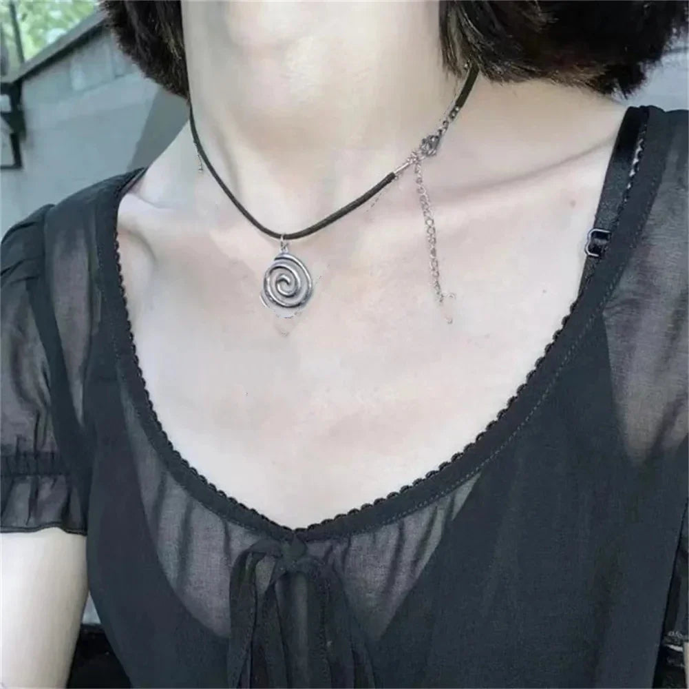 Vintage Spiral Vortex Pendant Hand-woven Leather Rope Necklace for Women Unisex Boho Pentagram Necklace Fashion 2023 Y2K Jewelry