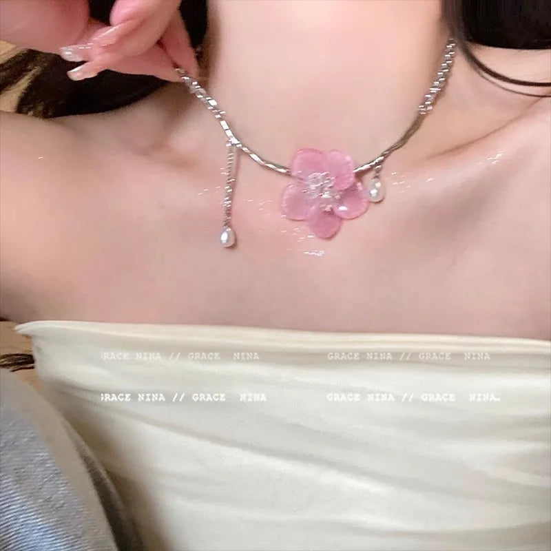 Romantic Niche Pink Sweet Flower Collarbone Chain Versatile Temperament Necklace Women's Pearl Fringe Collarbone Chain