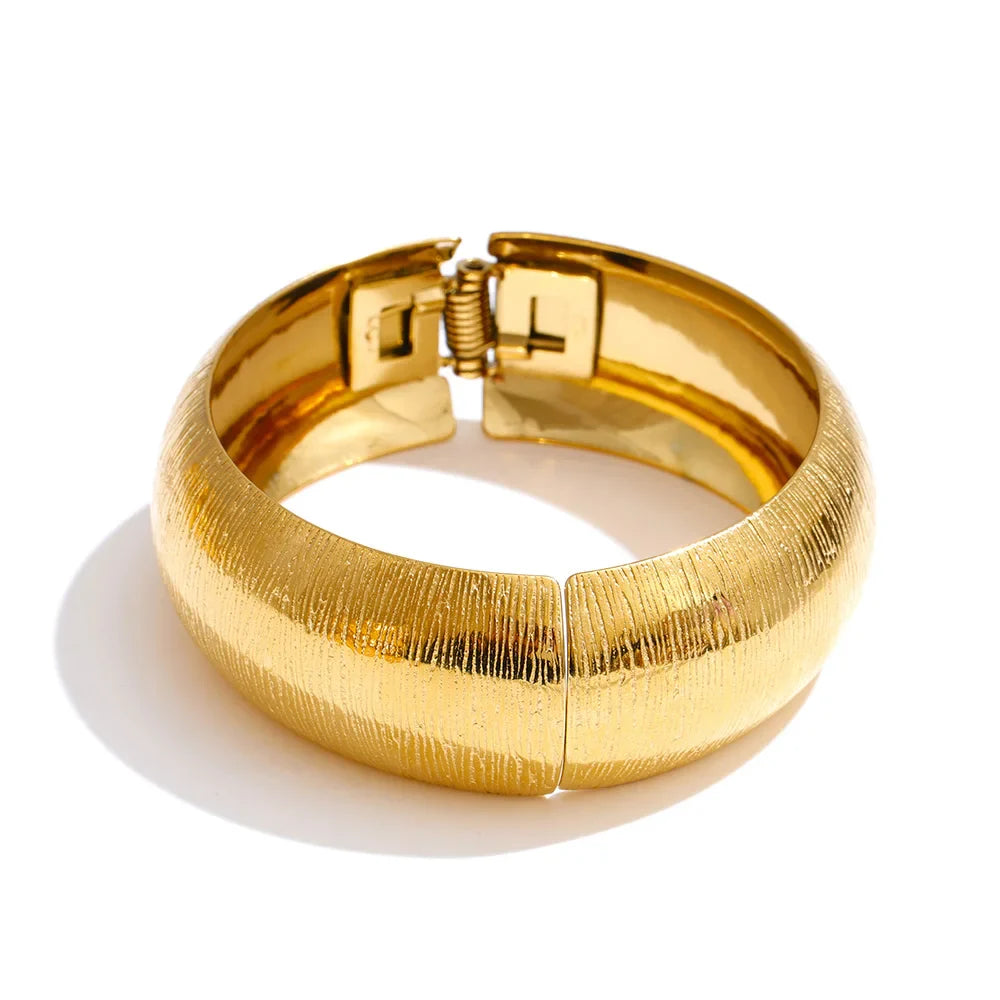 Yhpup 66mm Old Money Style Stainless Steel Hammer Metal Statement Bracelets Bangle Waterproof Vintage Minimalist Jewelry New