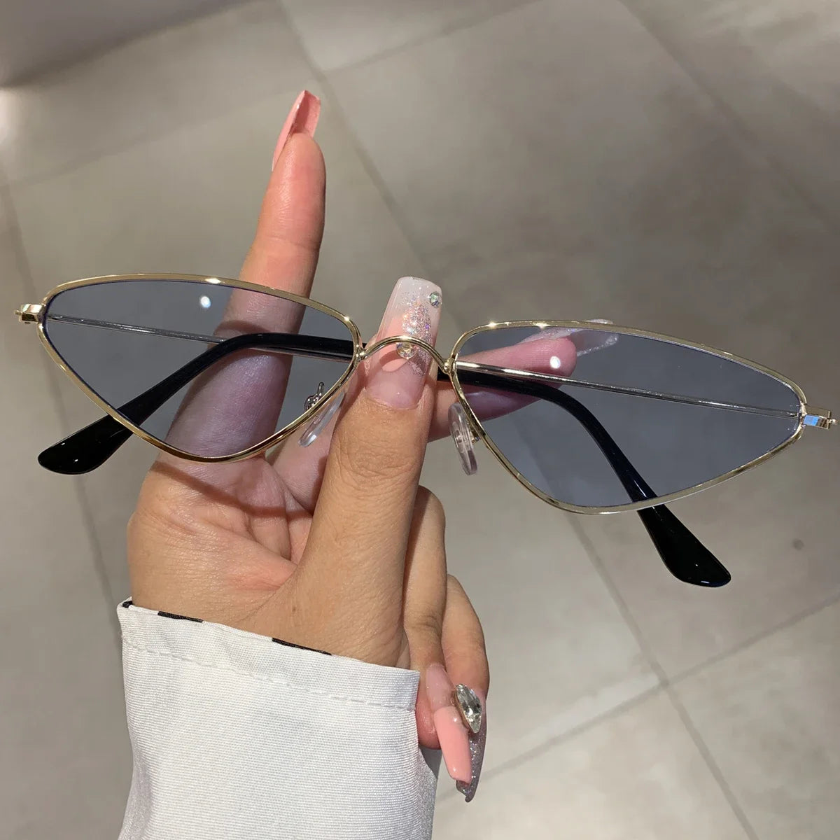 Vintage Triangle Sunglasses Men Stylish Retro Ocean Lenses Women